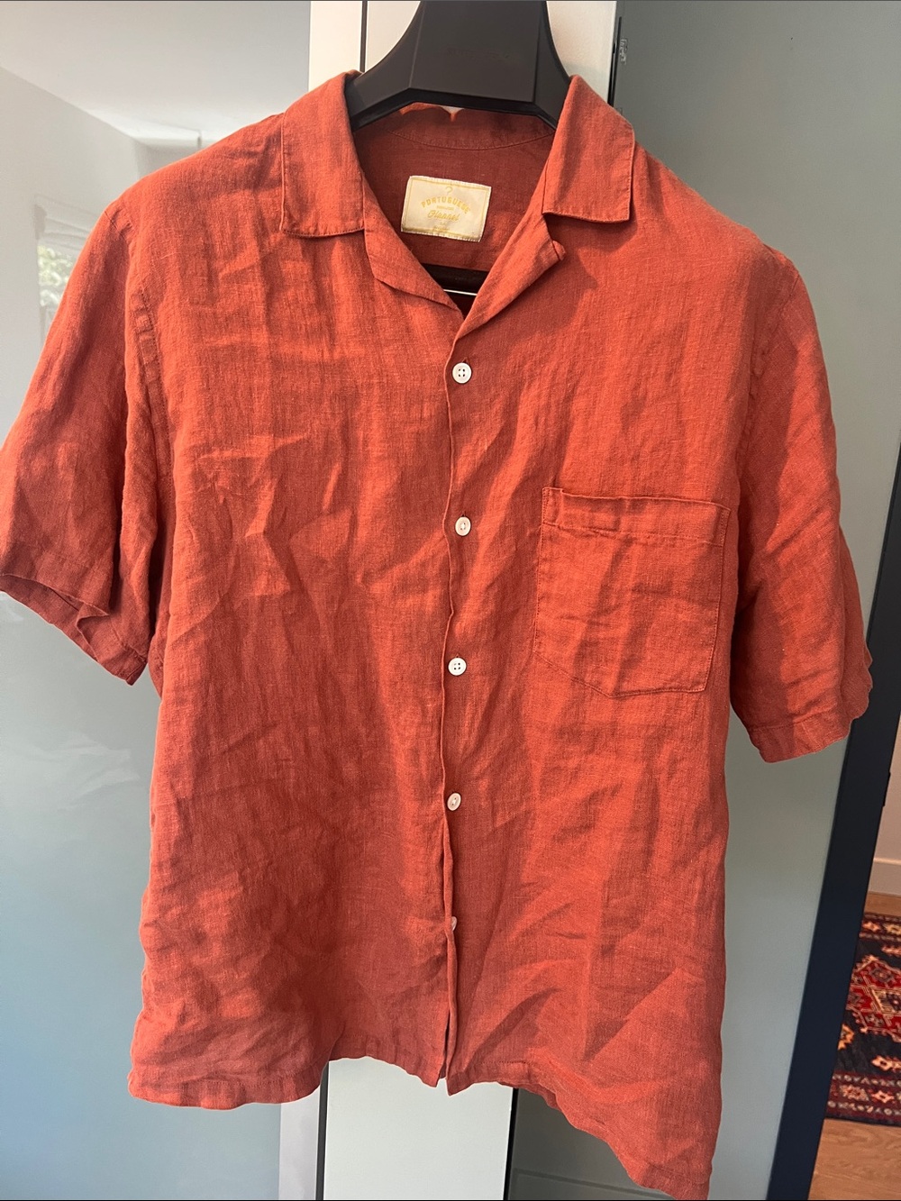 Men's Casual Short-Sleeve Button-Down Shirt in Rust
